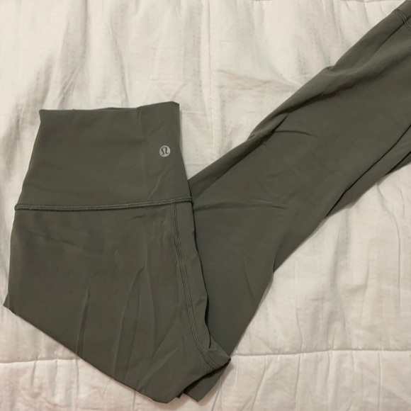 Leggings - Picture 1 of 3